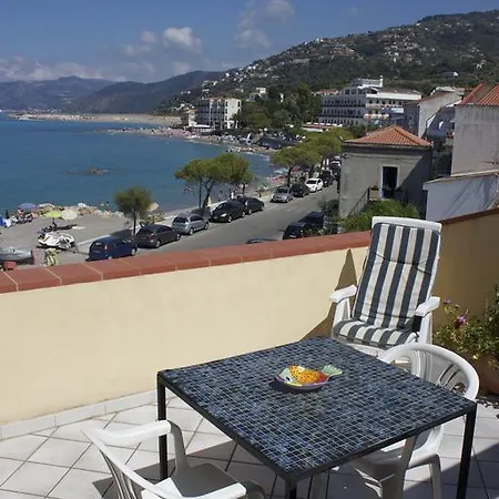 Apartment Le Case Del Borgo - Perla Capo d'Orlando
